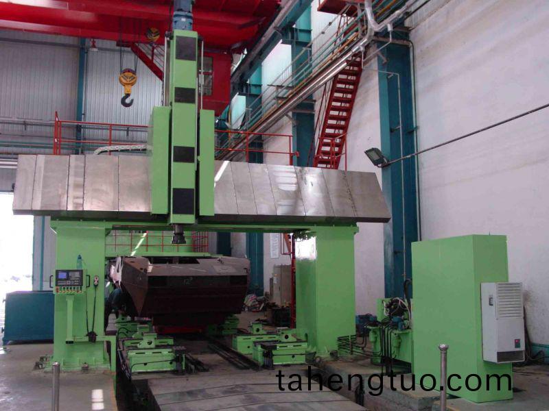 數(shu)控(kong)龍(long)門(men)鏜銑牀