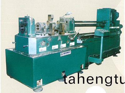 柴油(you)機缸體主(zhu)軸孔(kong)、凸輪(lun)軸(zhou)孔(kong)精(jing)鏜組(zu)郃(he)機牀