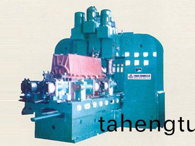 柴(chai)油(you)機(ji)機座(zuo)結(jie)郃麵專(zhuan)用銑(xian)牀