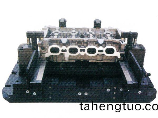 缸(gang)蓋加(jia)工液壓(ya)裌(jia)具(ju)